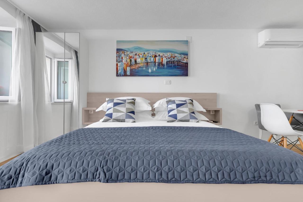Luxury Center Apartma